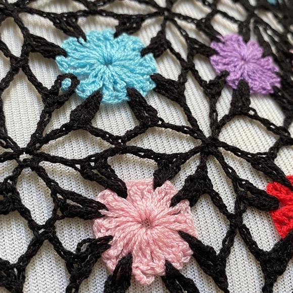 Vtg Crochet Top Small Boho Black Star Floral Open Knit Granny Hippie Summer - Picture 12 of 14